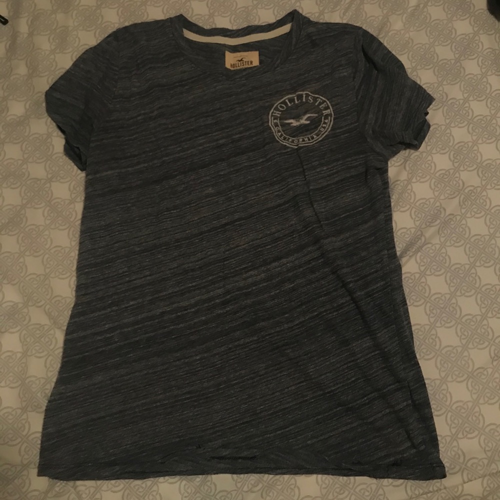 Hollister brand new tee